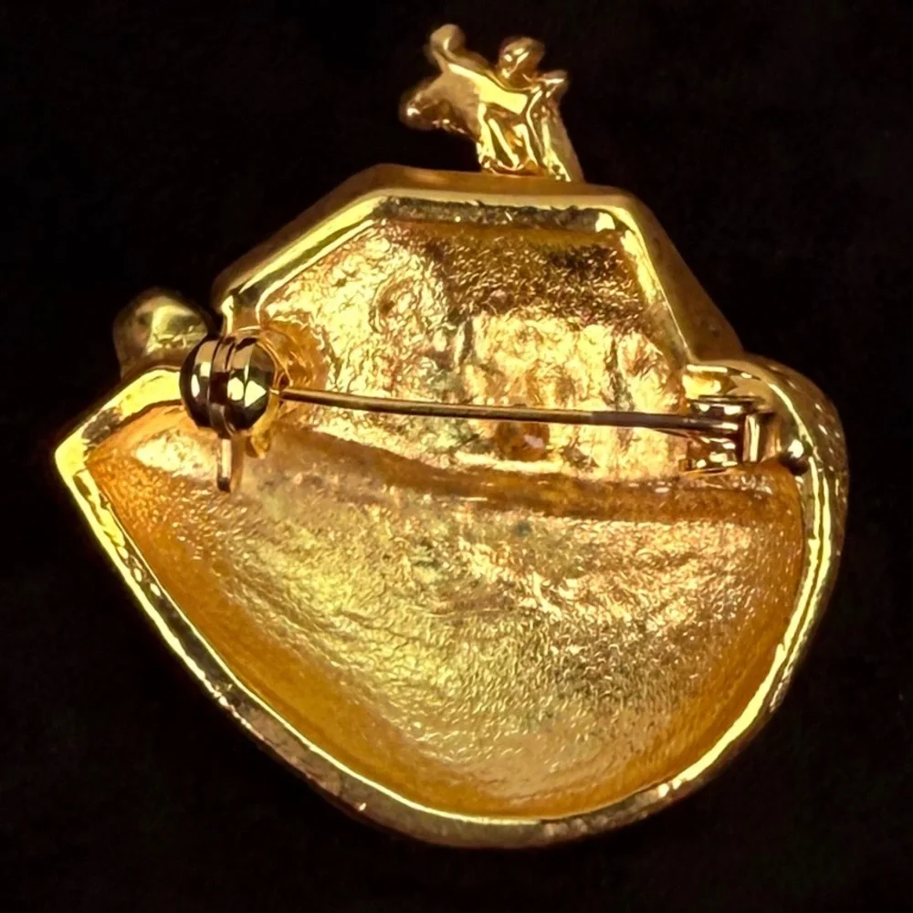 Vintage goldtone, heavy weighted, Noah’s ark, brooch pin